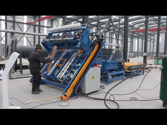 Mesin Palet Kayu Otomatis Kapasitas Tinggi Datang Dengan Stacker Dan Conveyor