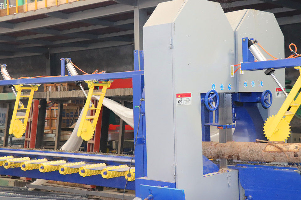 Dia 100mm-500mm Vertical Bandsaw Mill Twin Heads Band Saws For Cutting Logs