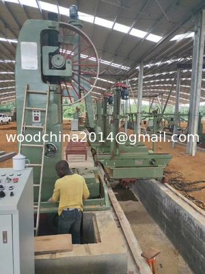 Mesin gergaji pengerjaan kayu Mesin gergaji pita vertikal dengan gerbong, gergaji pita CNC