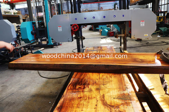 Log Diesel/Petrol Engine Sawmill Mesin Kayu Portable Band Sawmill Dengan Trailer Saw Mill Mesin