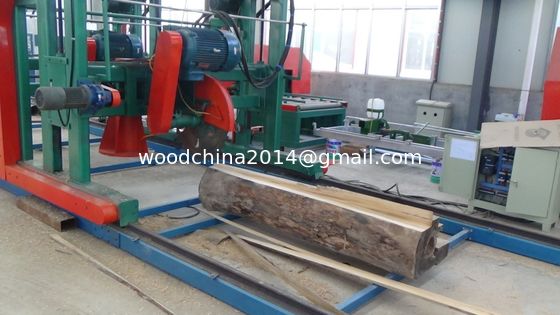 Portable Circular Sawmill, Double Saw Blade Angle Sawmill Cutting Log