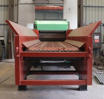 Biomass Wood Chips Crusher / Mesin Pemotong Kayu Diesel Kapasitas Besar / Pemotong Log Hutan