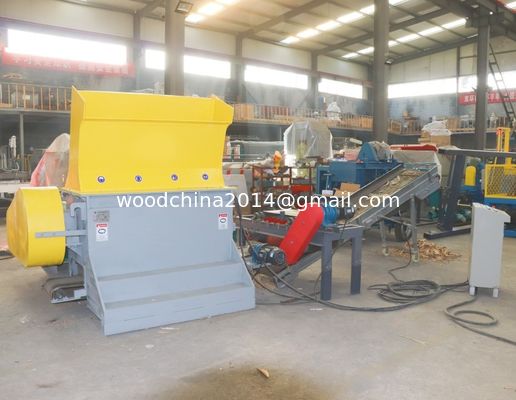 Kompak Mesin Penggilingan Palet Kayu Palet Chipper Dengan Magnet Untuk Industri Rumah Tangga