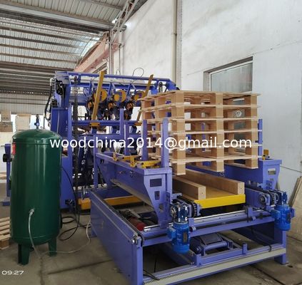 Peralatan Pembuatan Pallet Otomatis Mesin Paku Pallet Kayu Satu Orang Untuk EPAL AS