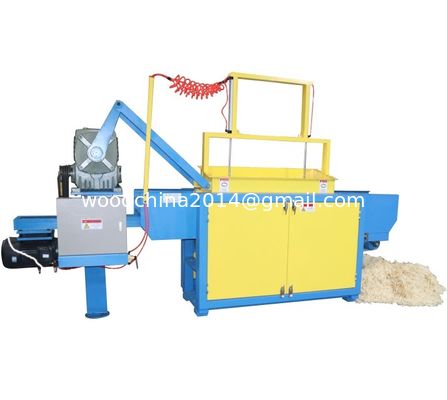 Spiral Shaft Otomatis Mesin cukur Kayu Kayu cukur Mill Peternakan unggas Digunakan