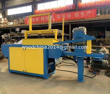 Spiral Shaft Otomatis Mesin cukur Kayu Kayu cukur Mill Peternakan unggas Digunakan