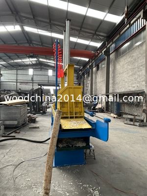 High Capacity Hydraulic Wood Log Shaving Machine For Horse Bedding Poultry Farms