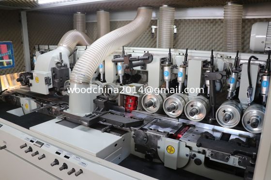 High Output 4 Side Wood Planers Peralatan Moulding Pengerjaan Kayu Cepat Untuk Lantai Kayu