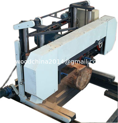 Penggergajian Kayu Gergaji Kayu Horizontal Bertenaga Diesel Besar Pengoperasian Otomatis