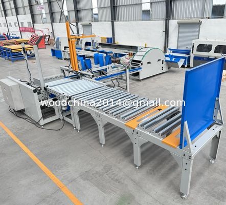 Mesin tumpukan kayu yang sepenuhnya otomatis untuk panjang kayu khusus